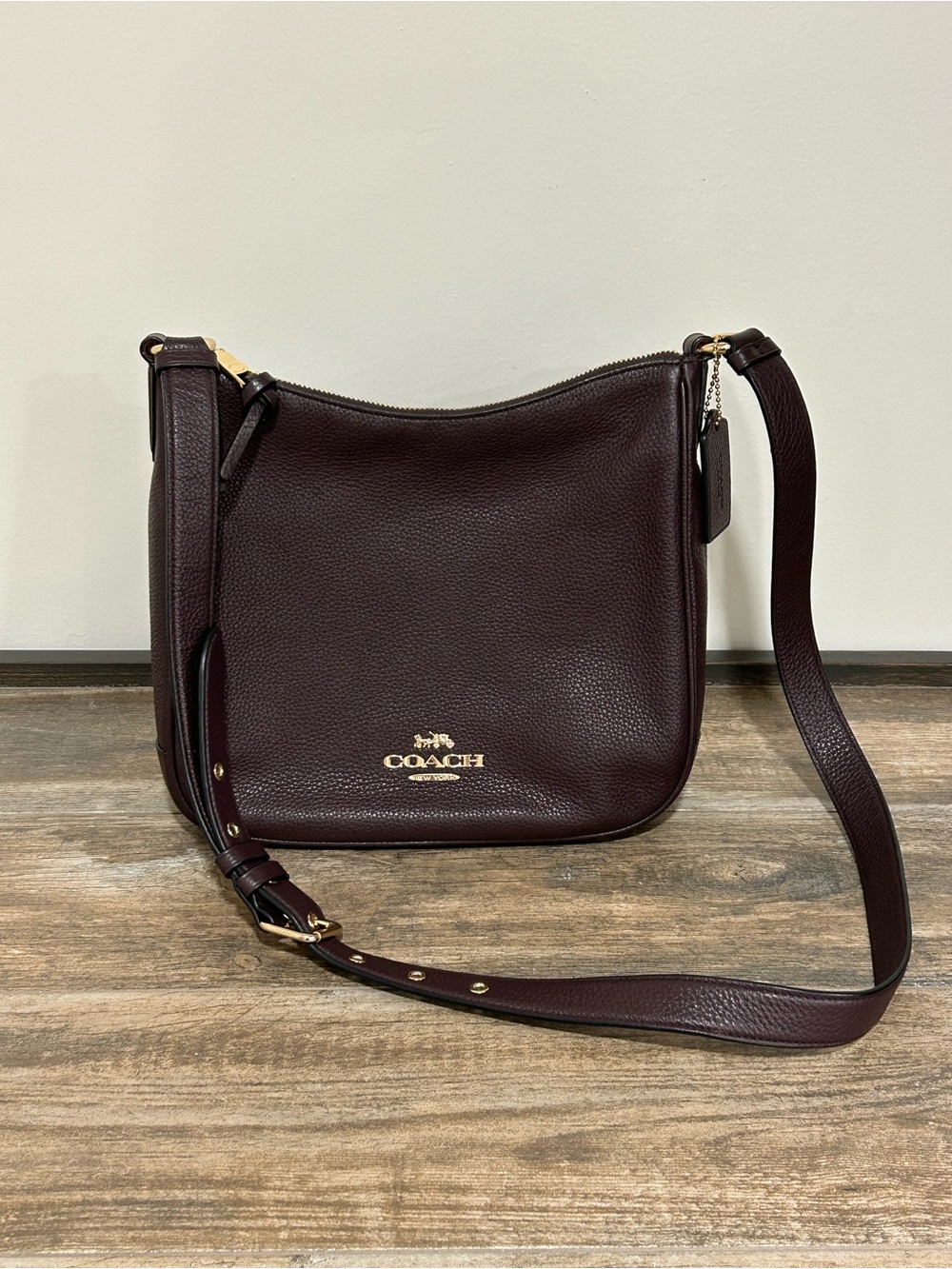 Coach C1648 Ellie File Bag Pebbled Leather Adjust Crossbody Gold tone hardware - Picture 2 of 11